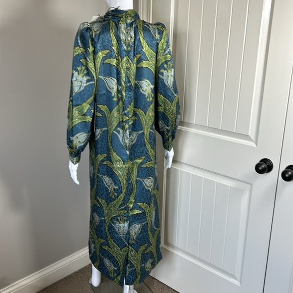 TUCKERNUCK Deco Floral Satin Faven Dress Green Deco Floral Midi Satin Sz S NEW - Picture 8 of 13